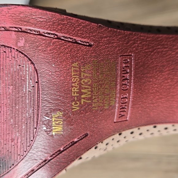 Vince Camuto Frasitta Leather Cut Out Wooden Stack Heel Booties - Picture 7 of 8